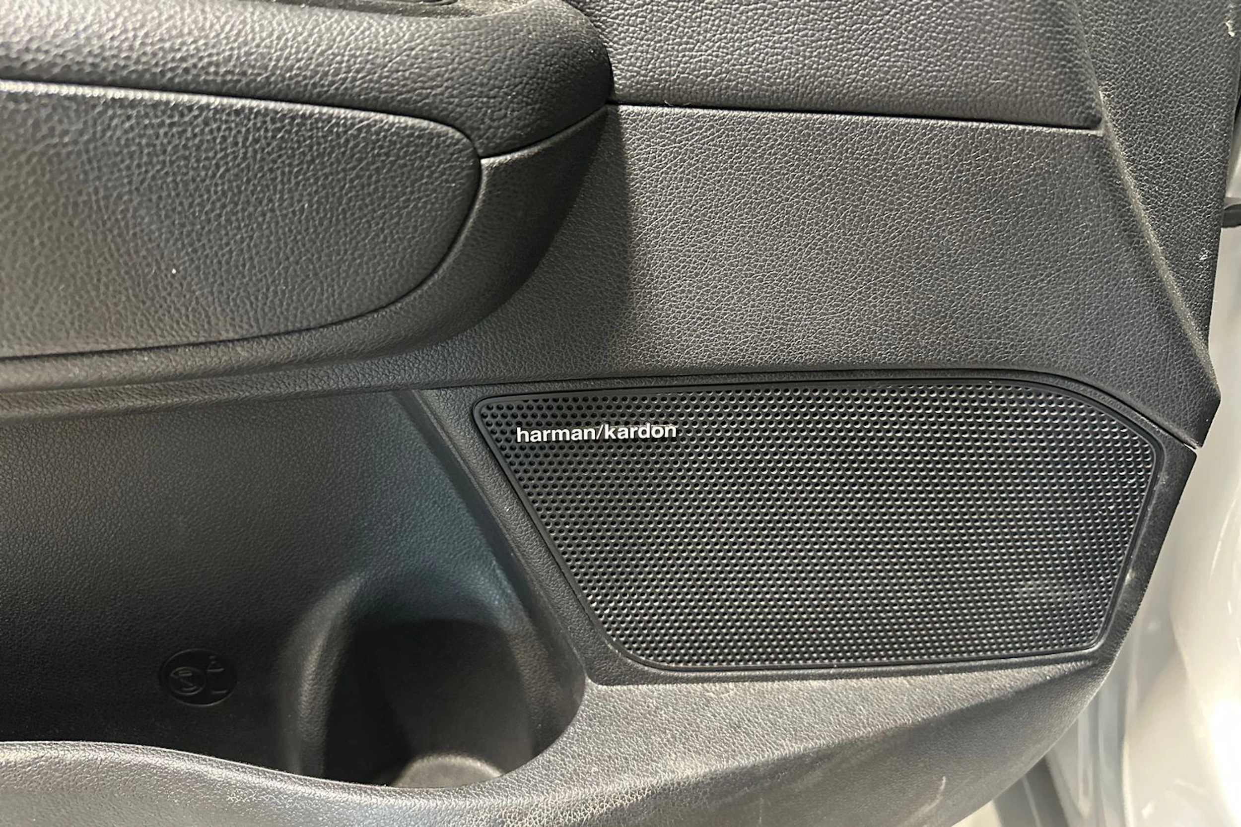 harmaa Kia Optima 2016 kuva 4.