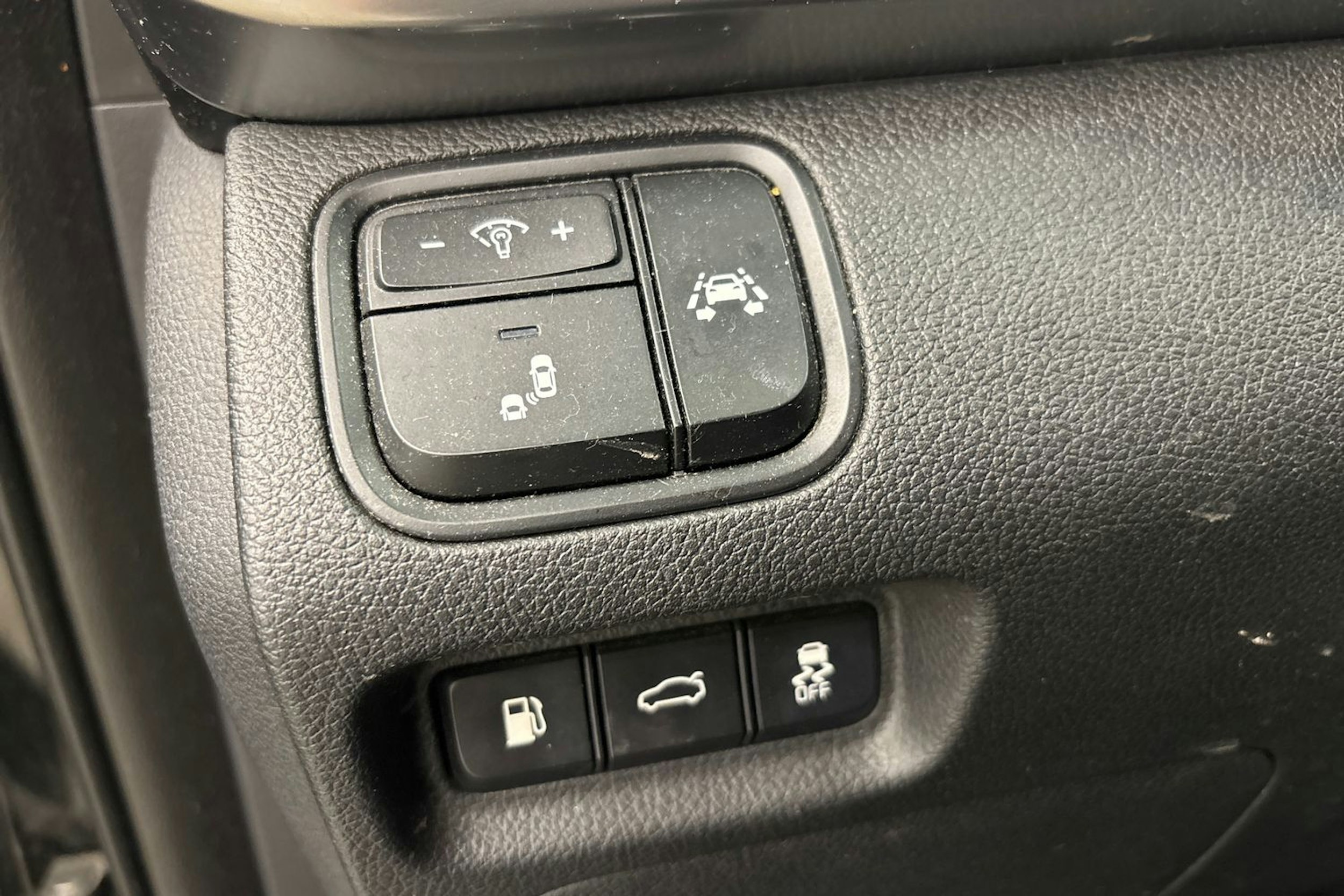 Musta Kia Optima 2016 kuva 33.