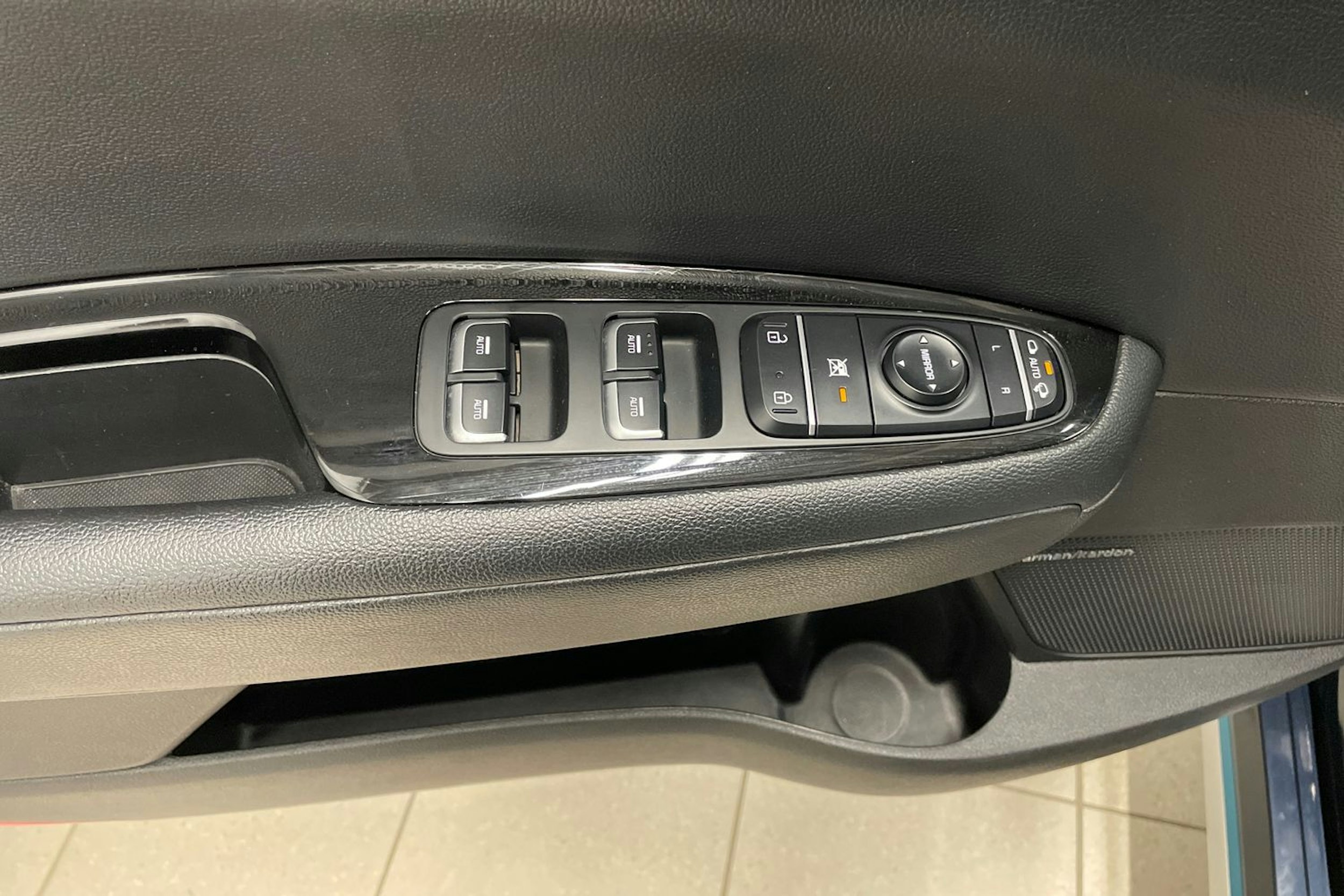 sininen Kia Optima 2017 kuva 19.