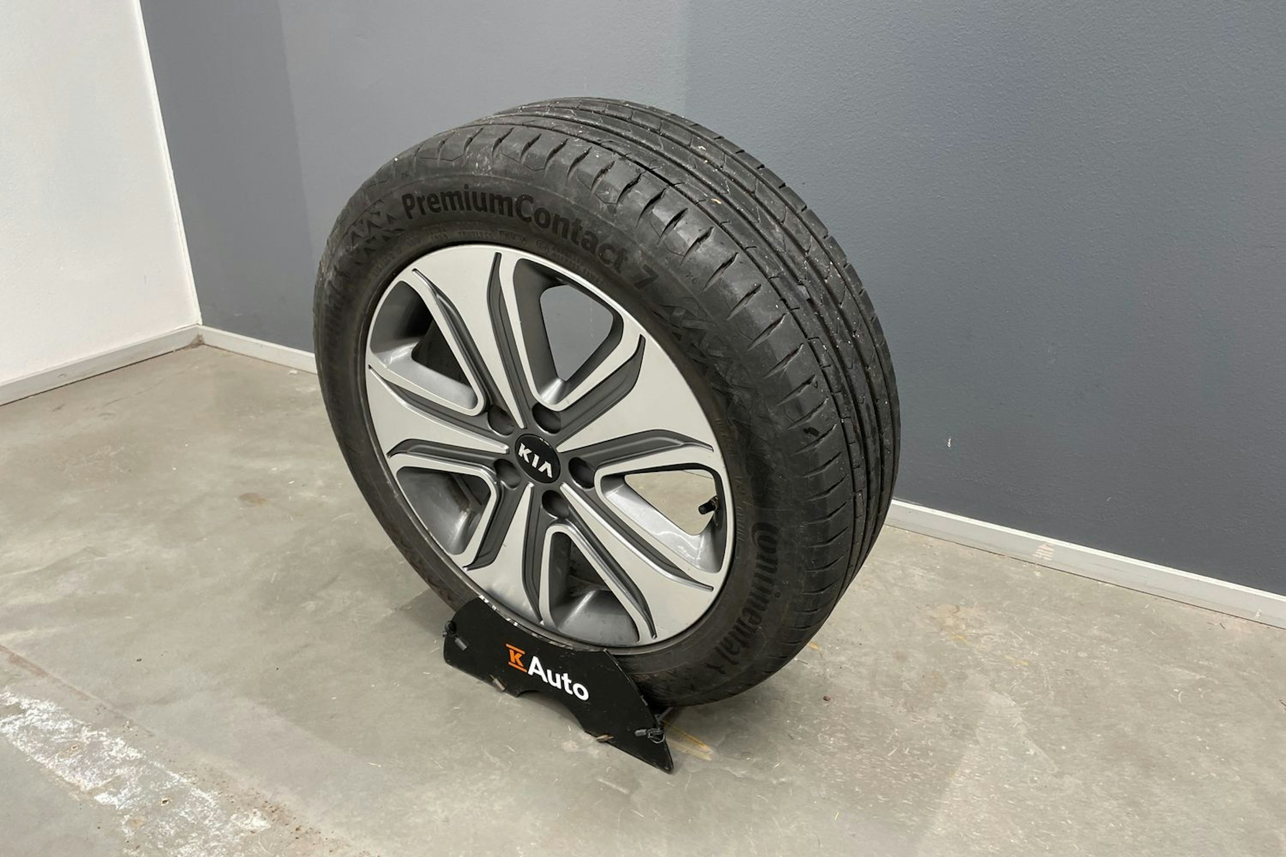 harmaa Kia Optima 2017 kuva 11.