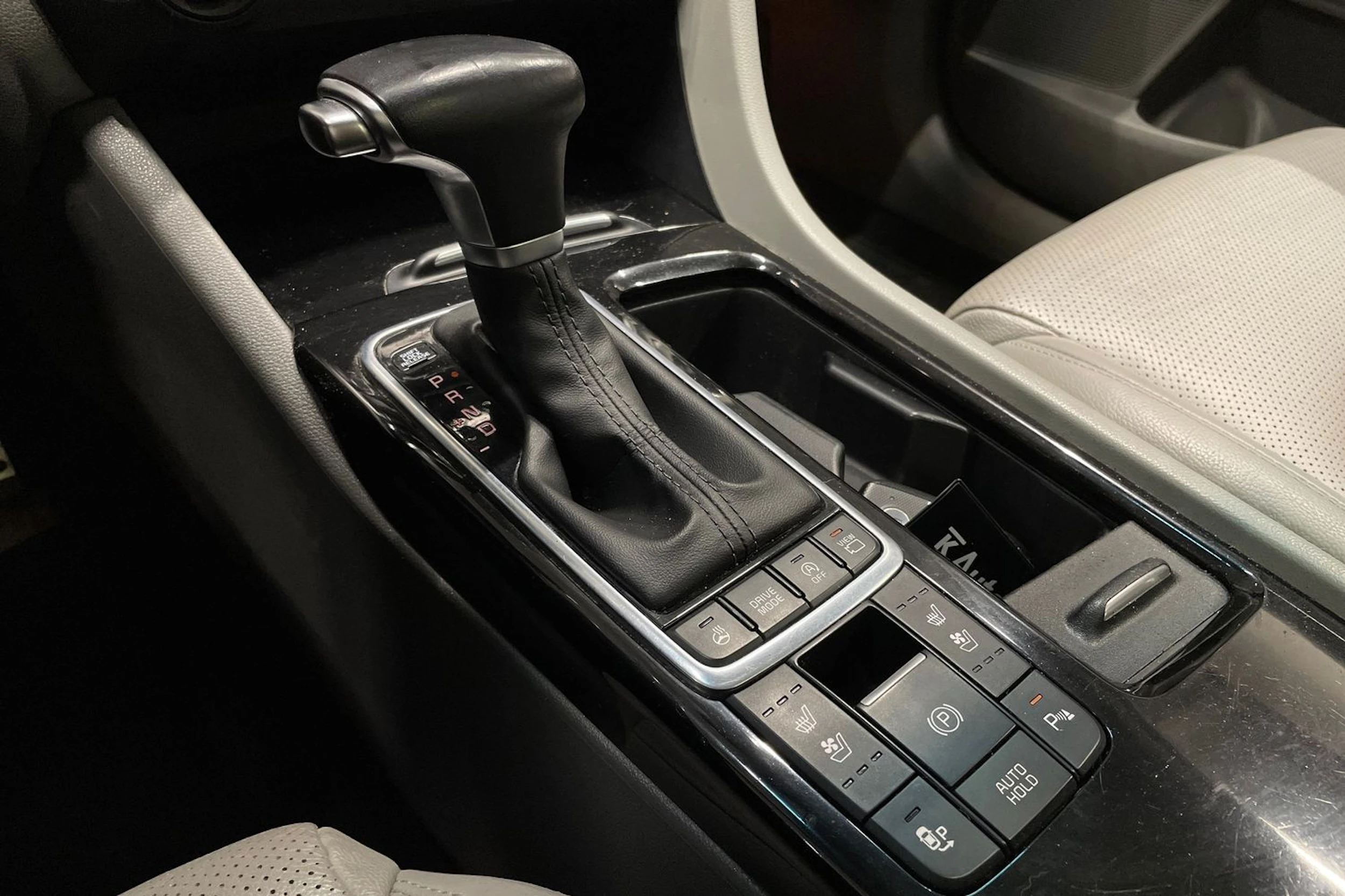 musta Kia Optima 2017 kuva 19.