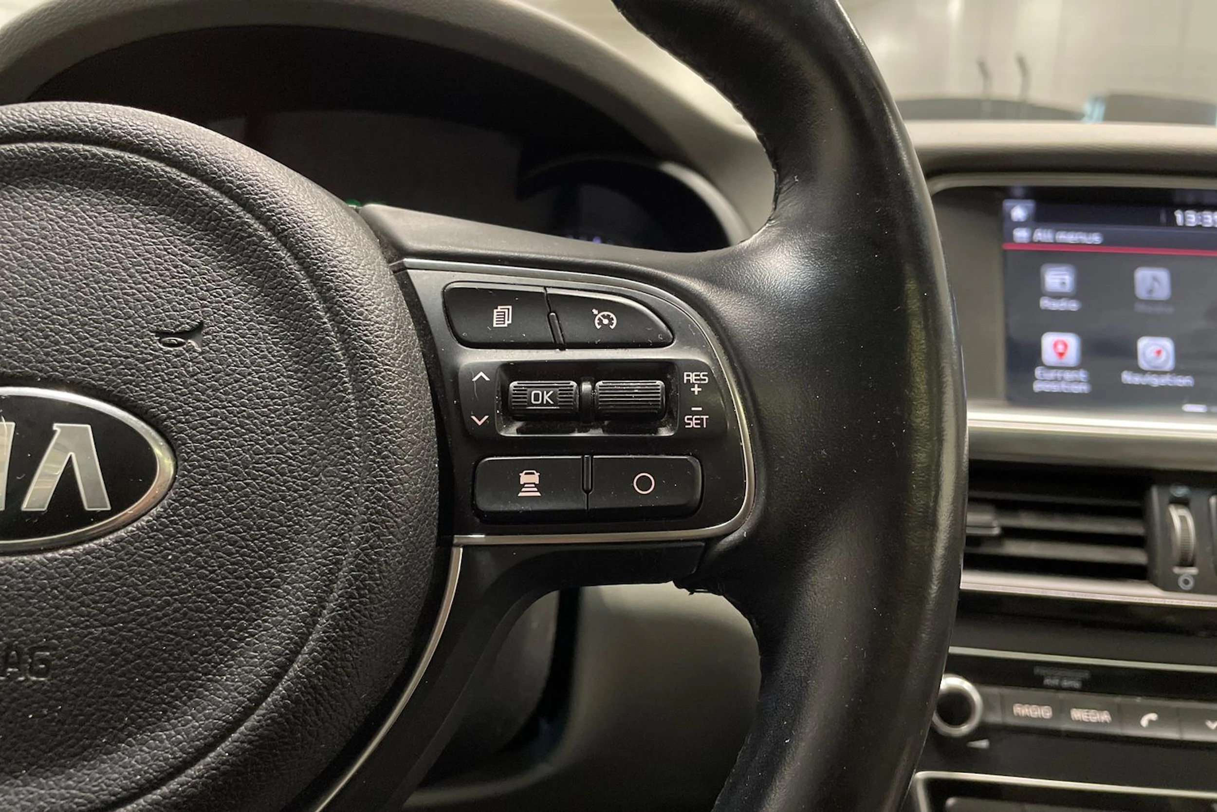 musta Kia Optima 2017 kuva 22.