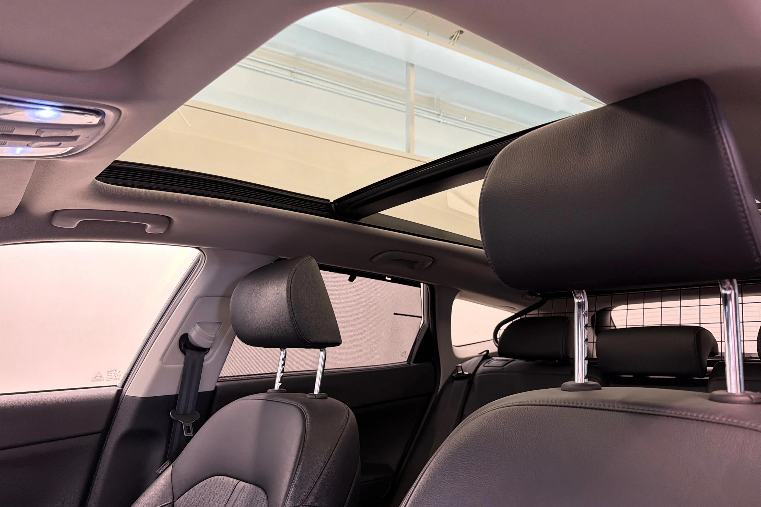 Sininen Kia Optima 2018 kuva 14.