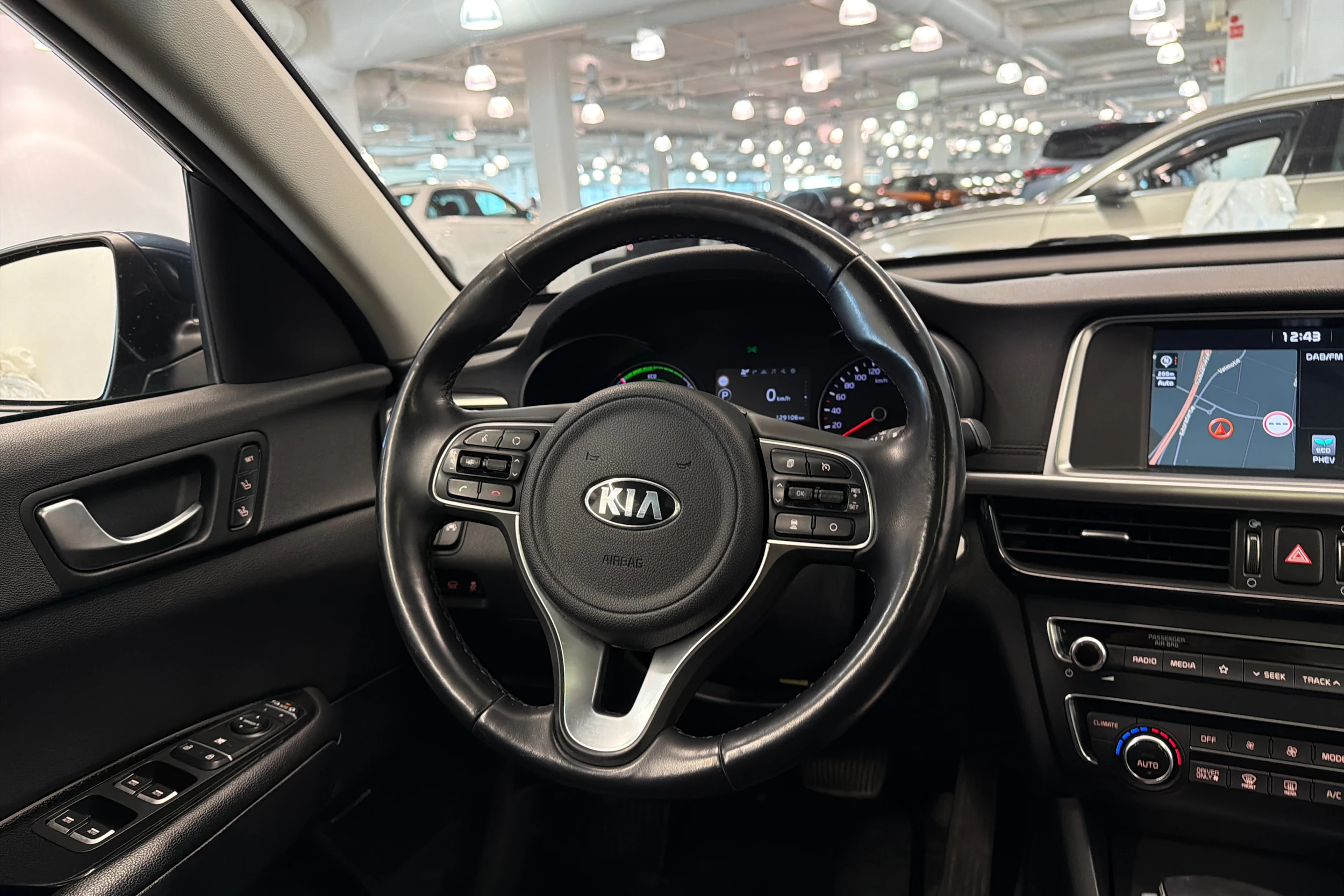 Sininen Kia Optima 2018 kuva 16.
