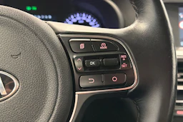 musta Kia Optima 2018 kuva 14.