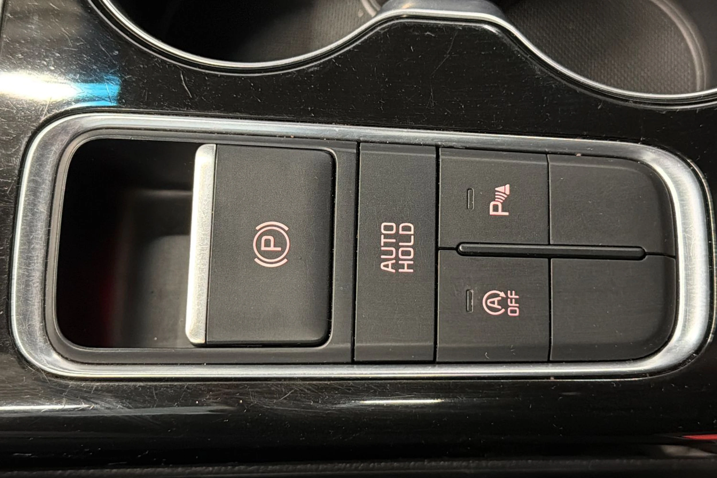musta Kia Optima 2018 kuva 20.