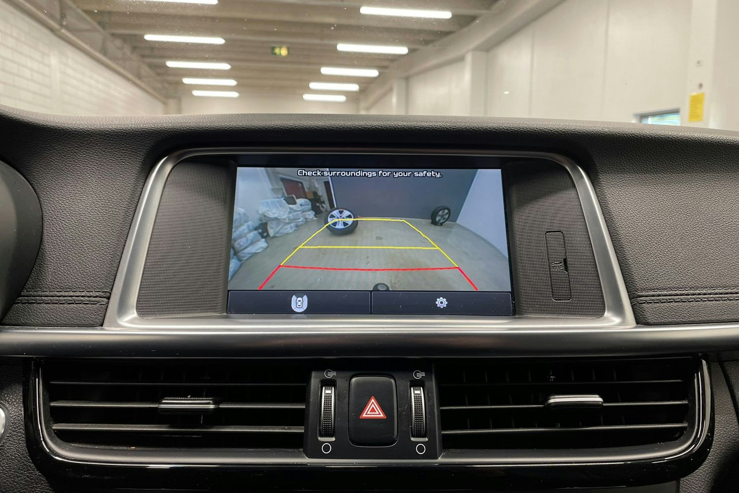 harmaa Kia Optima 2018 kuva 19.