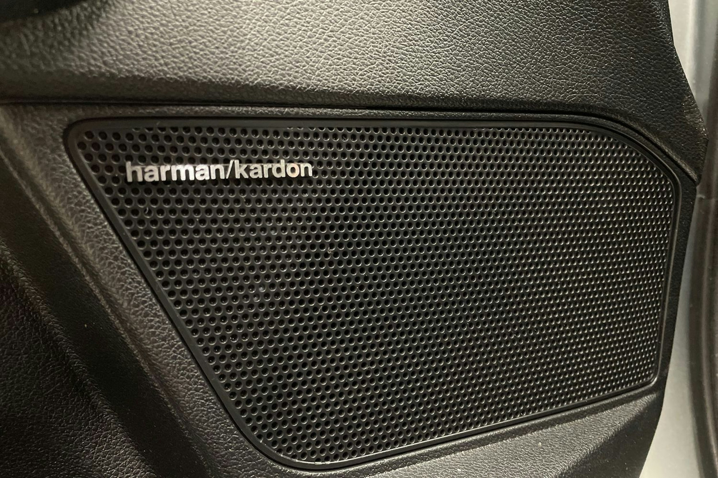 harmaa Kia Optima 2018 kuva 27.