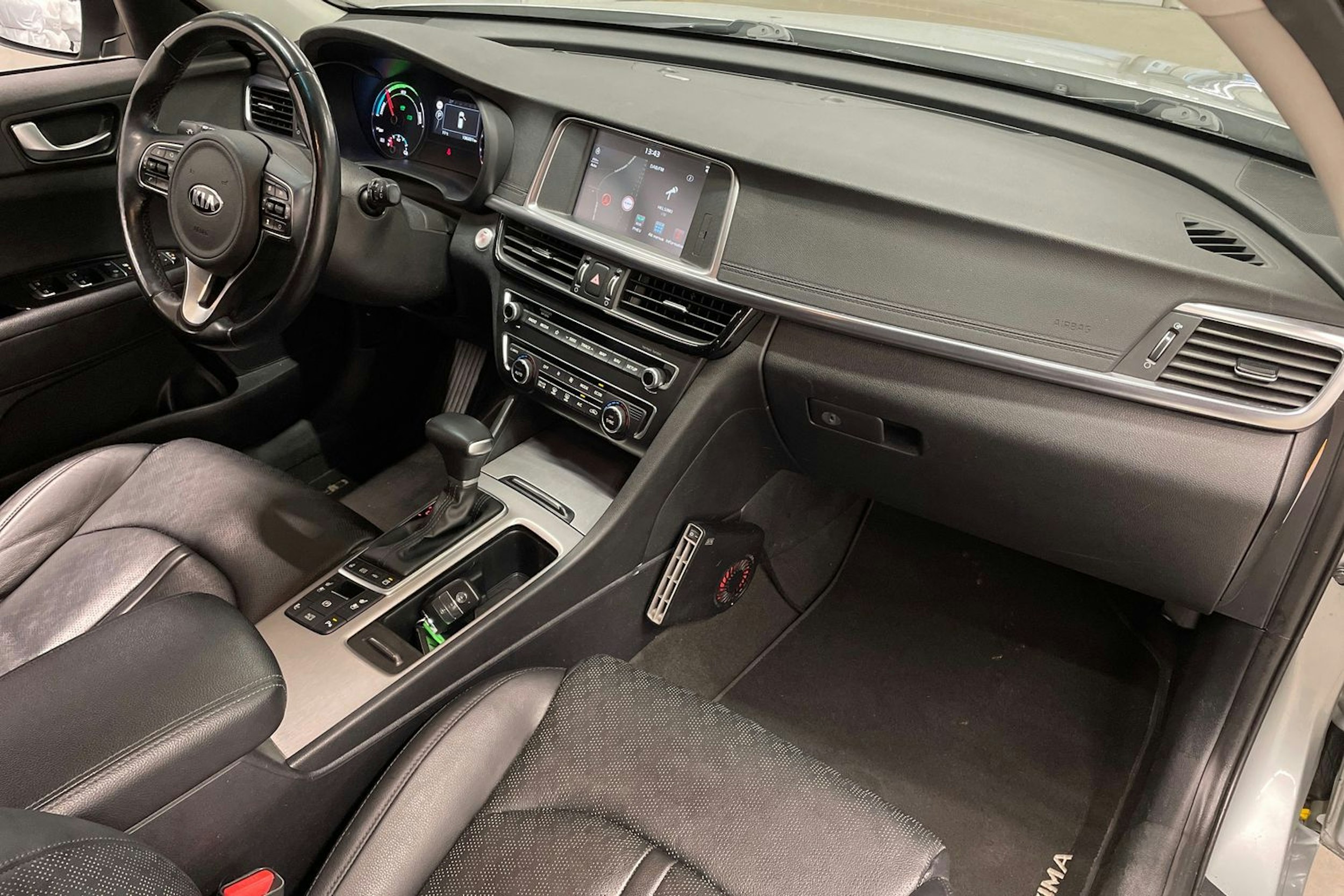 harmaa Kia Optima 2018 kuva 30.