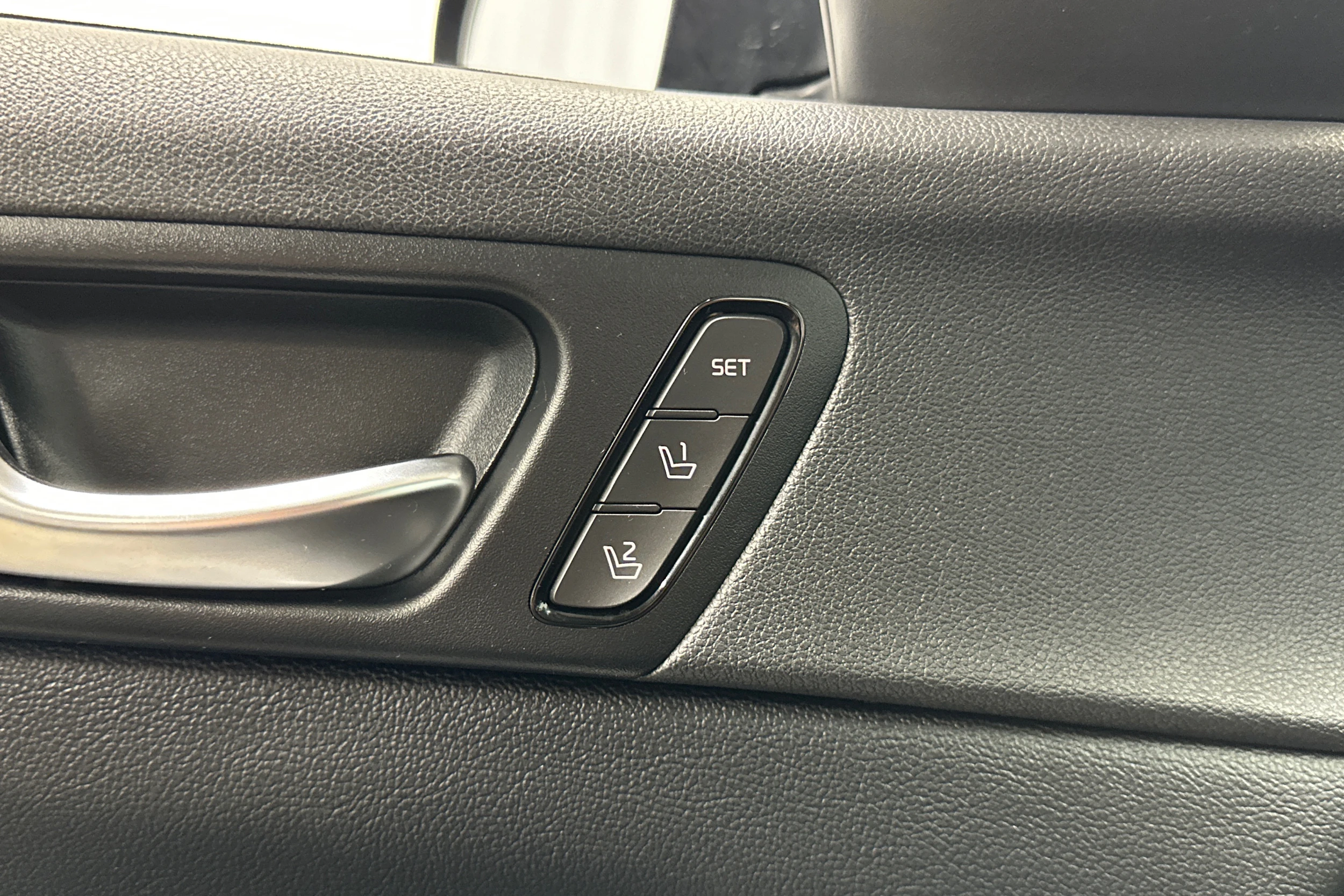 musta Kia Optima 2018 kuva 21.