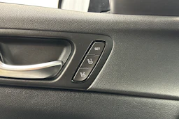 musta Kia Optima 2018 kuva 21.