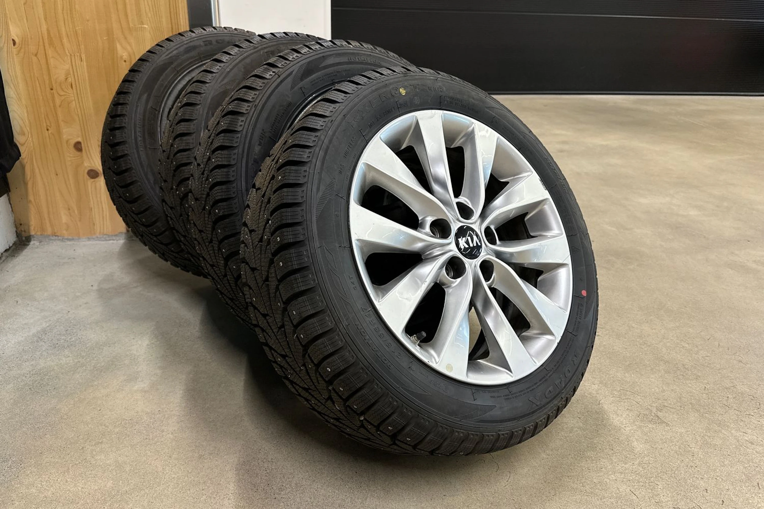 musta Kia Optima 2018 kuva 10.