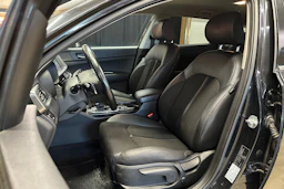 musta Kia Optima 2018 kuva 12.