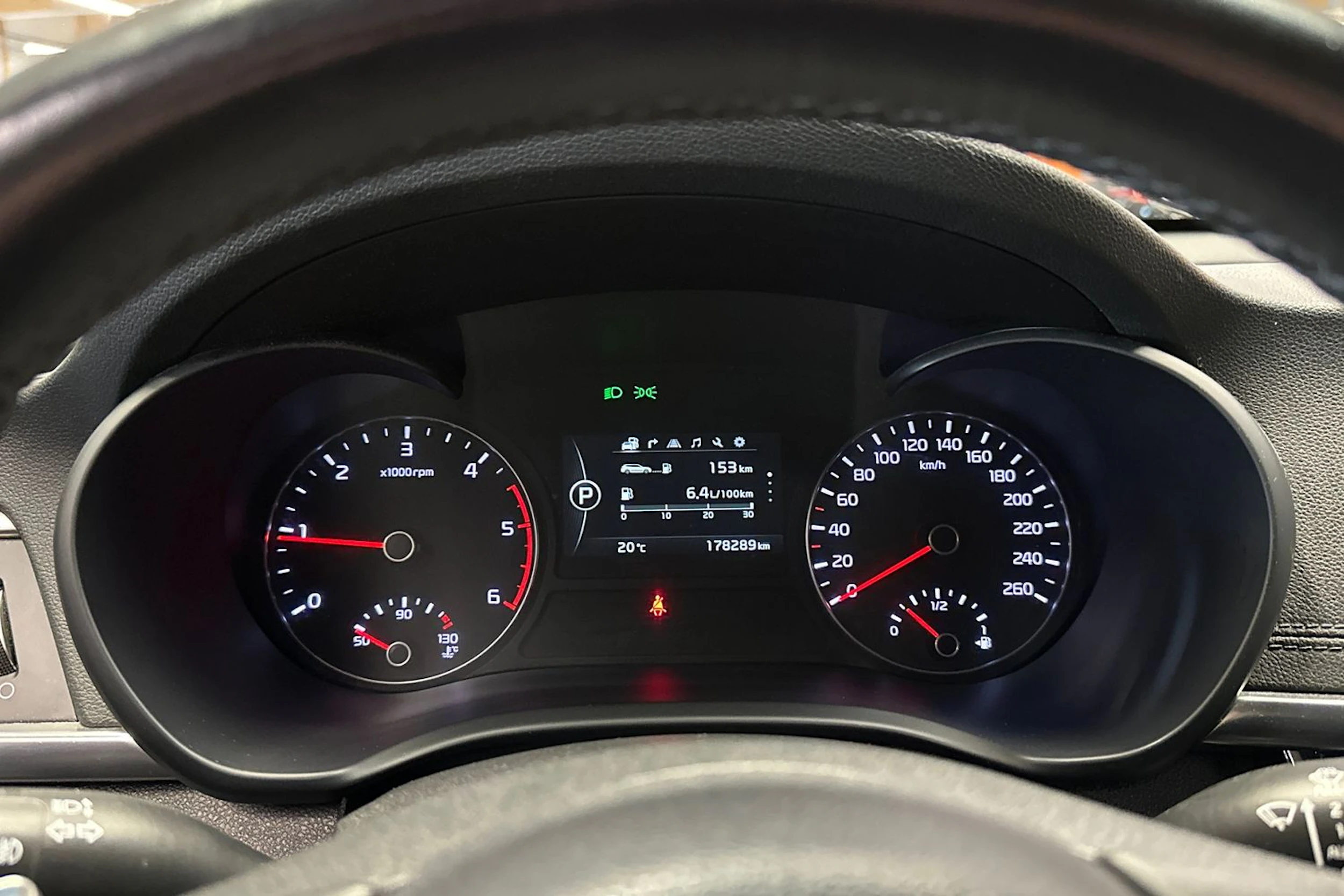 musta Kia Optima 2018 kuva 19.