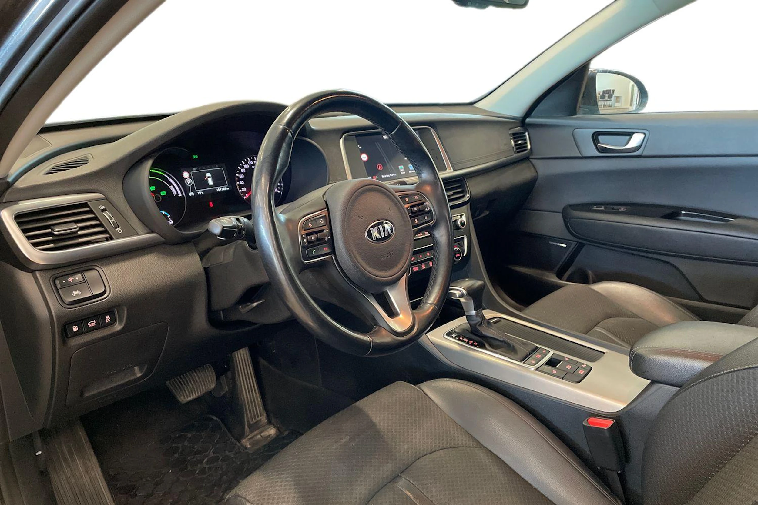 harmaa Kia Optima 2018 kuva 8.