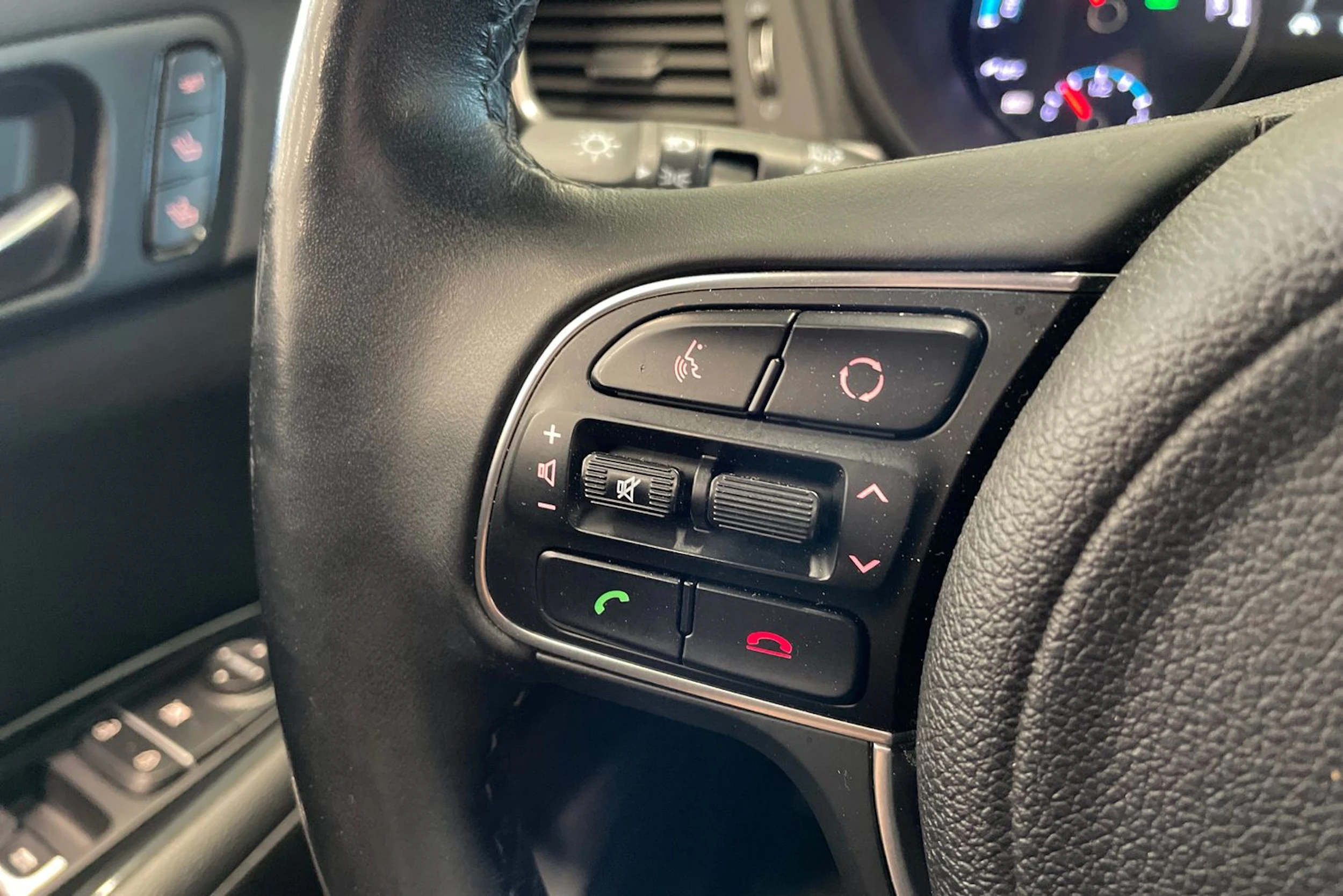 harmaa Kia Optima 2018 kuva 20.