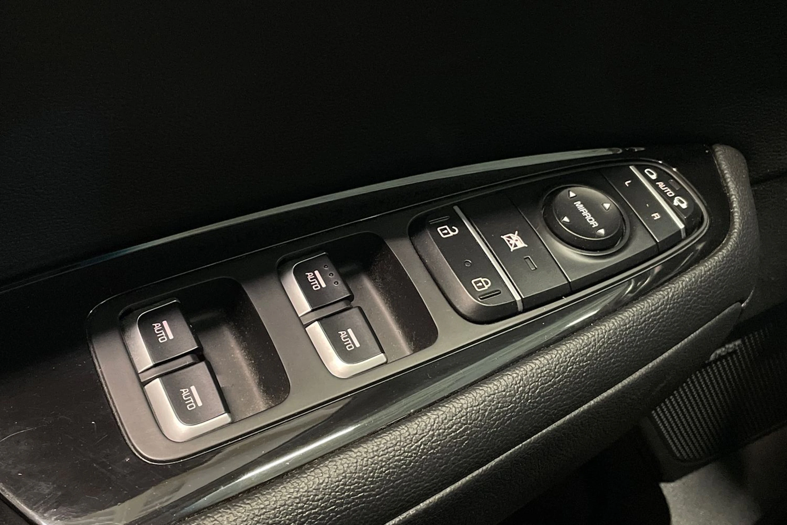harmaa Kia Optima 2018 kuva 31.
