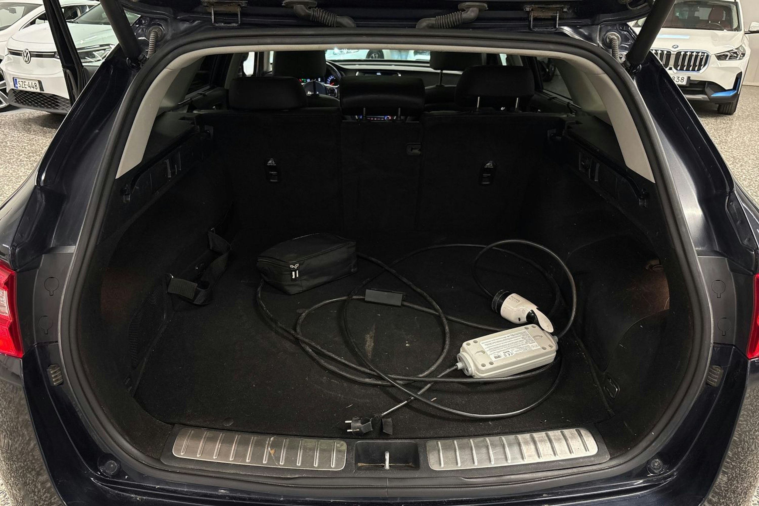 Sininen Kia Optima 2018 kuva 23.