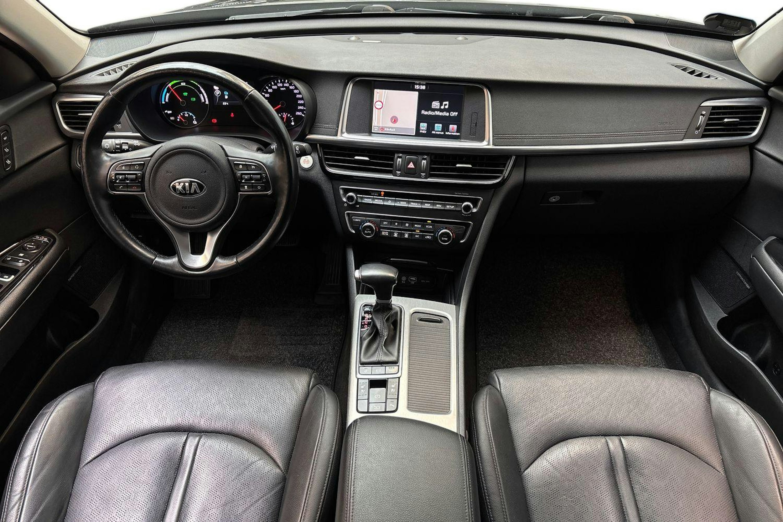 harmaa Kia Optima 2018 kuva 9.
