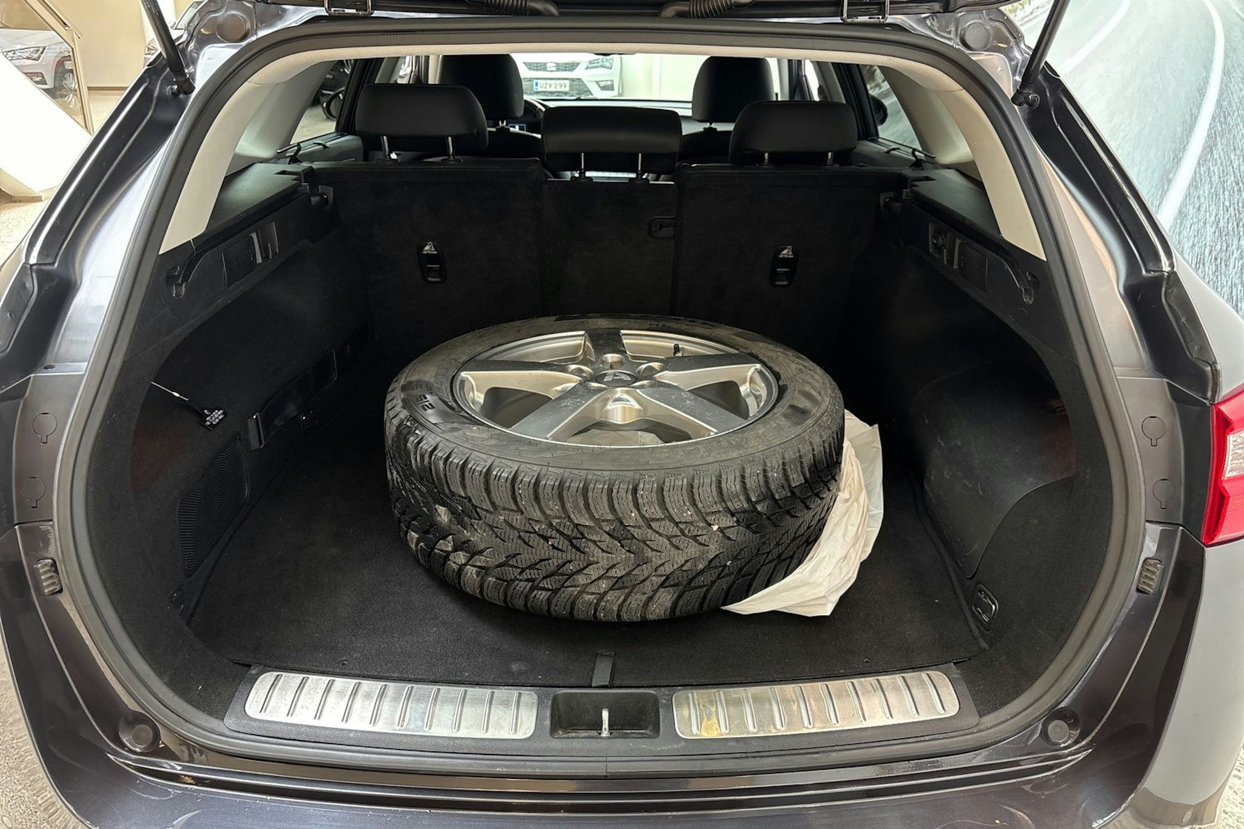 harmaa Kia Optima 2018 kuva 14.