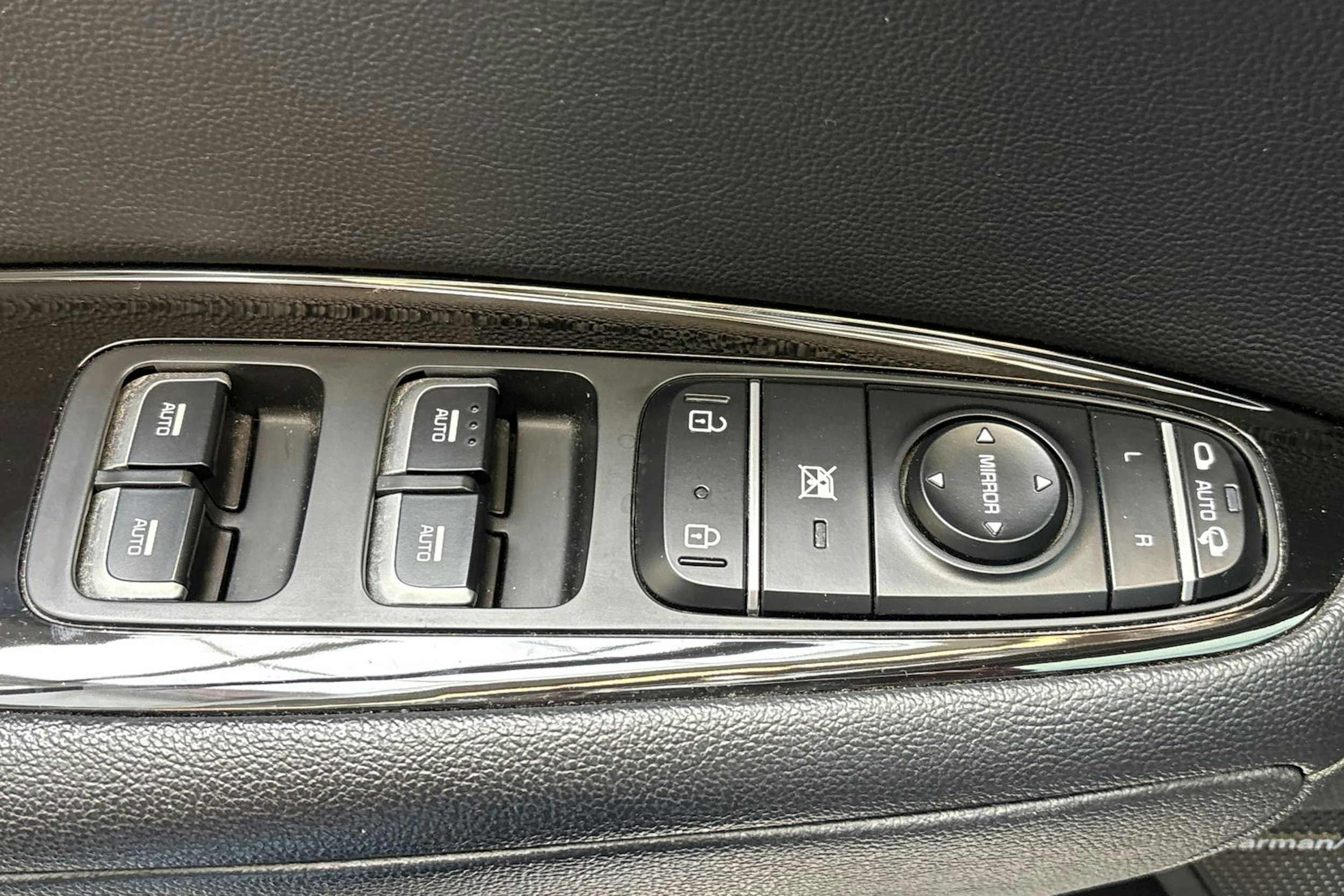 harmaa Kia Optima 2018 kuva 19.