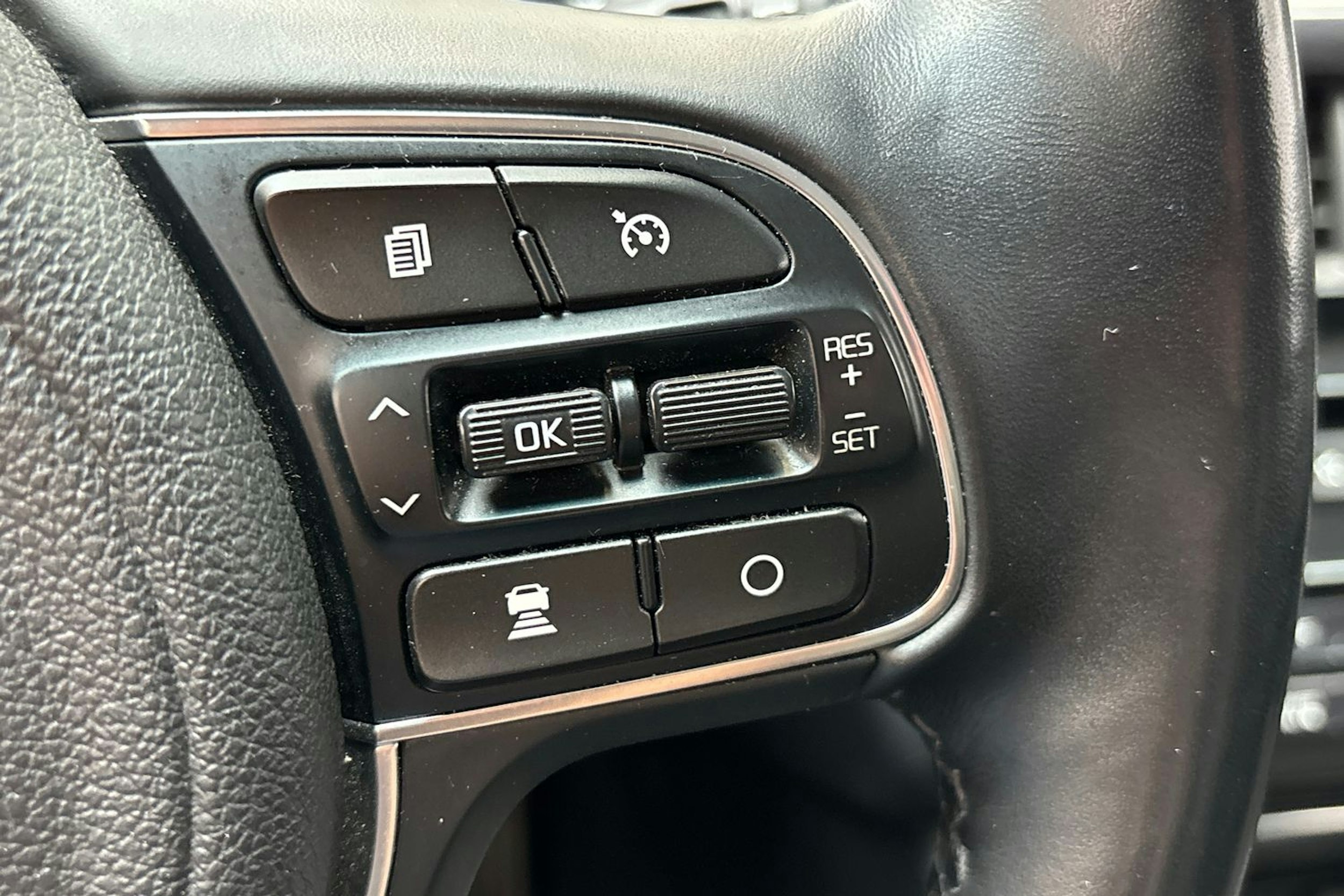 harmaa Kia Optima 2018 kuva 23.