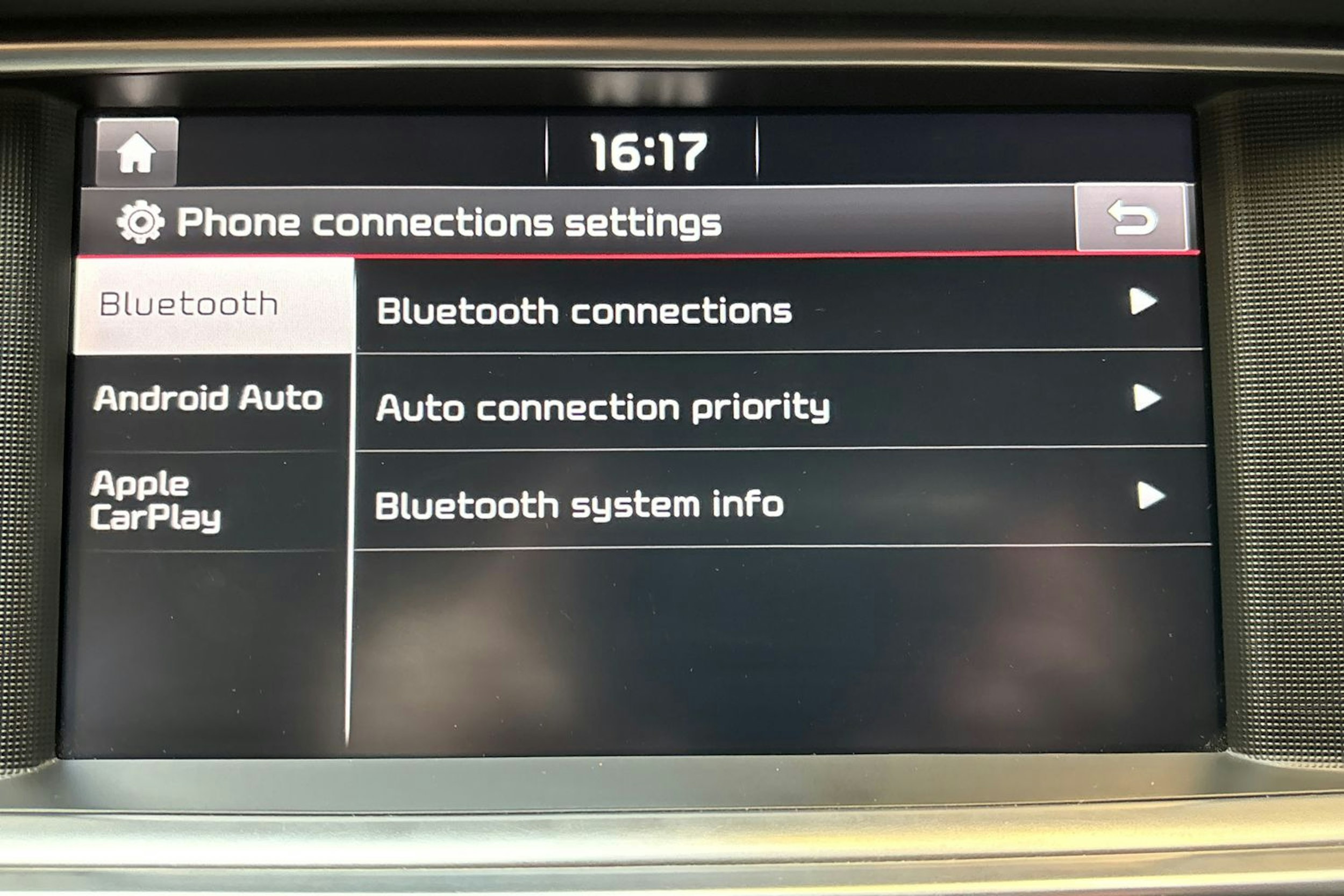 harmaa Kia Optima 2018 kuva 28.