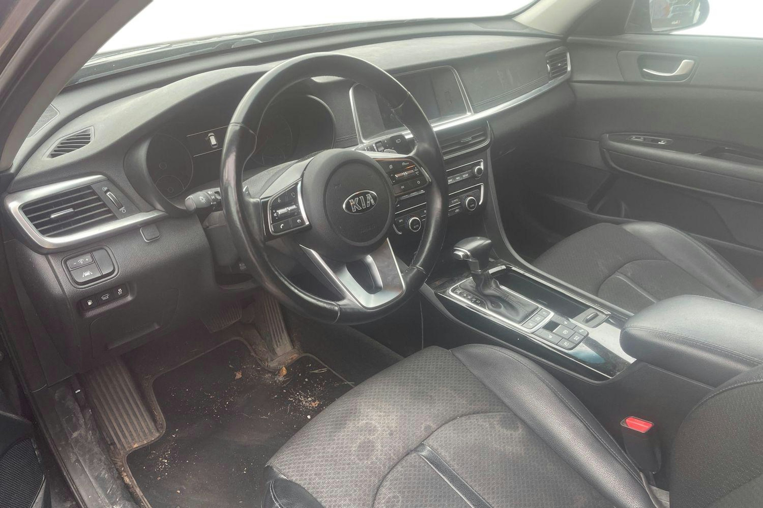 harmaa Kia Optima 2019 kuva 3.