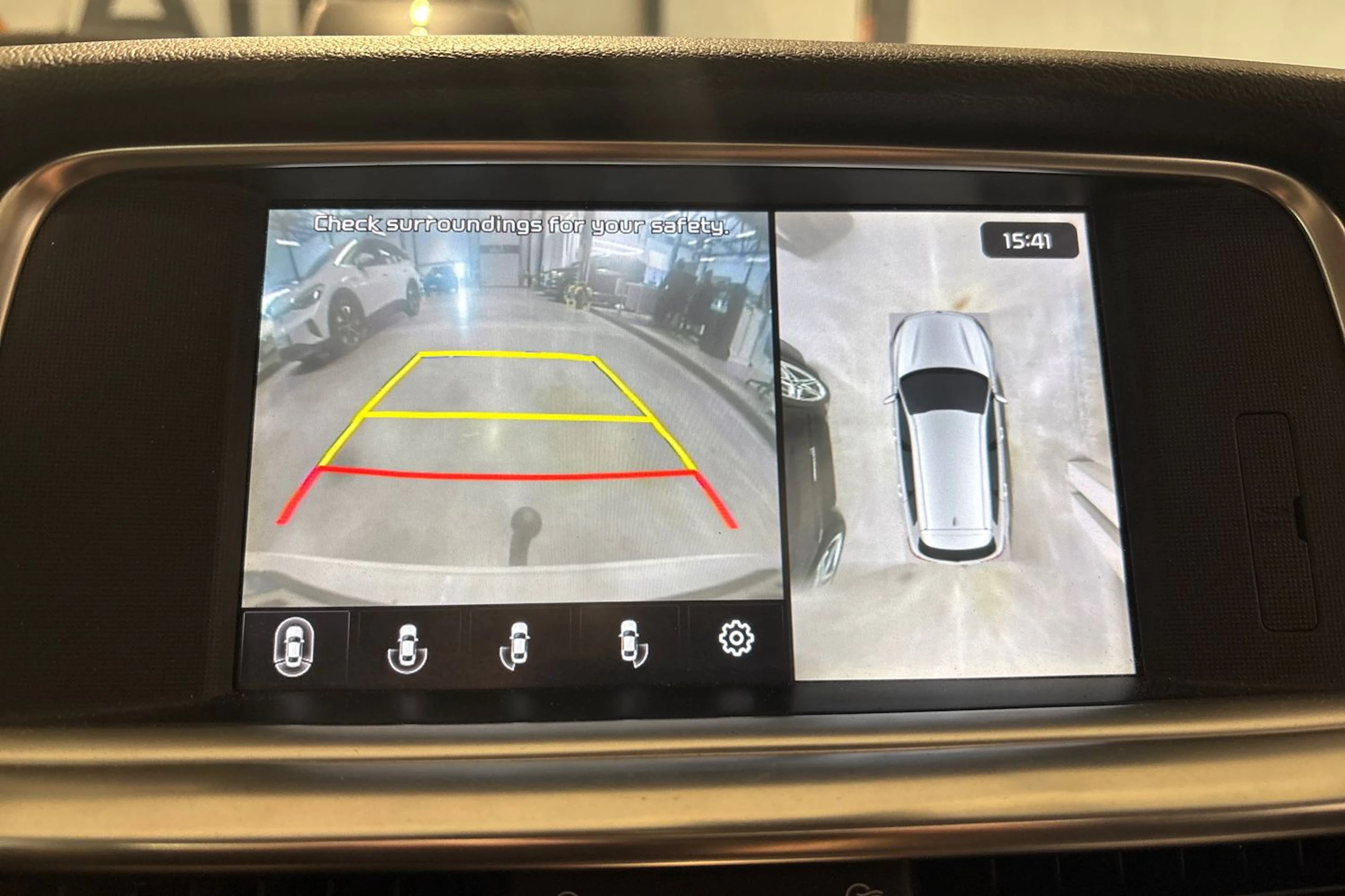 valkoinen Kia Optima 2019 kuva 7.