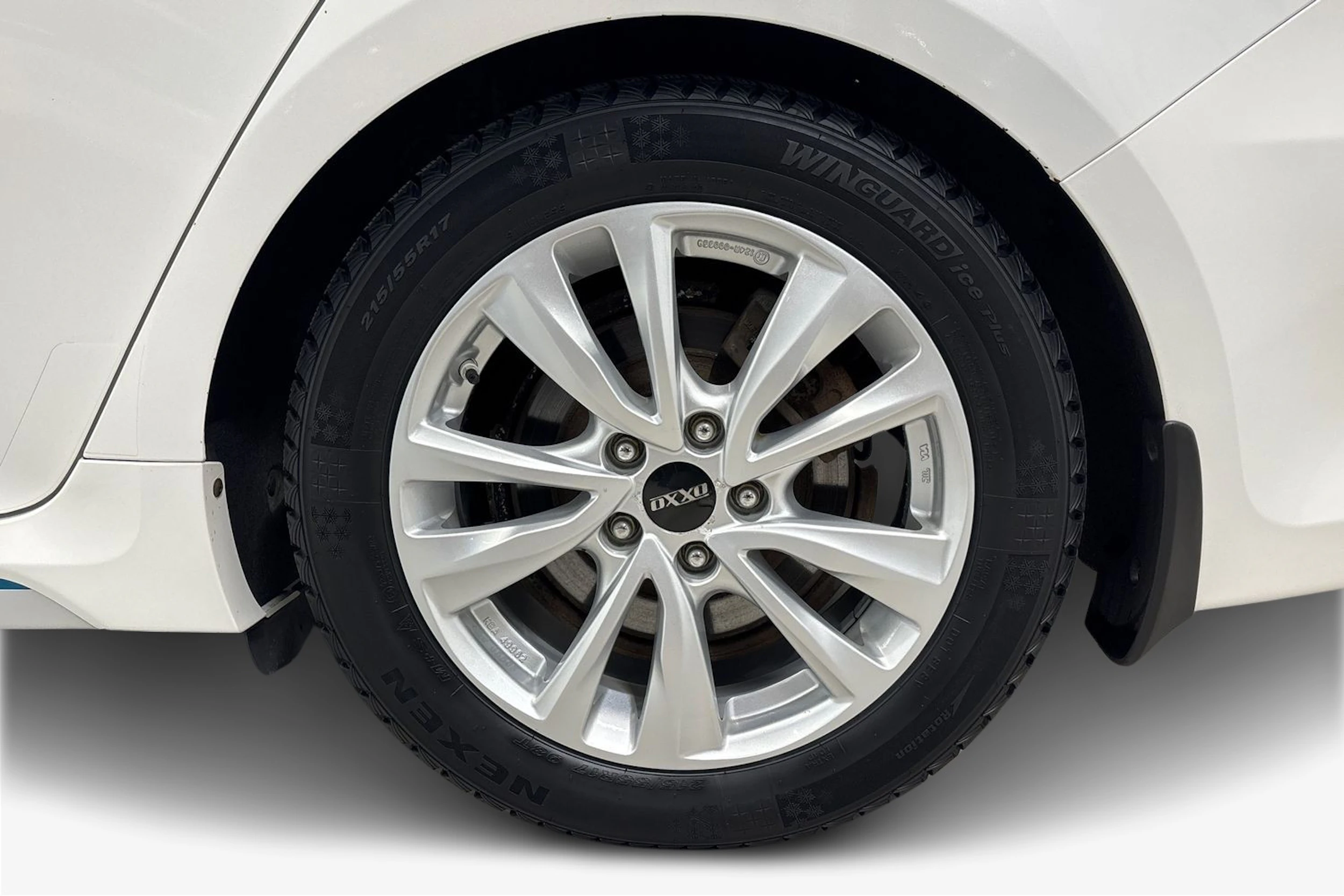 valkoinen Kia Optima 2019 kuva 9.