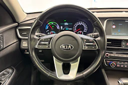 valkoinen Kia Optima 2019 kuva 12.