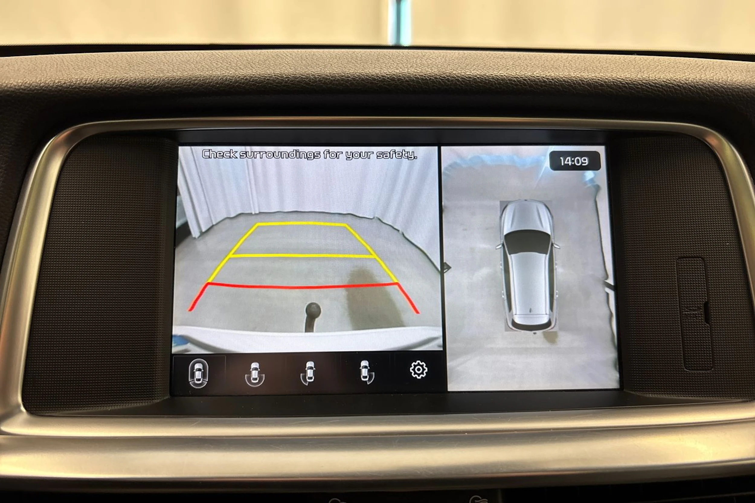 valkoinen Kia Optima 2019 kuva 23.