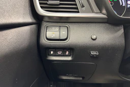 valkoinen Kia Optima 2019 kuva 24.