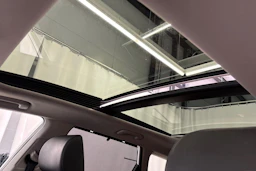 valkoinen Kia Optima 2019 kuva 27.
