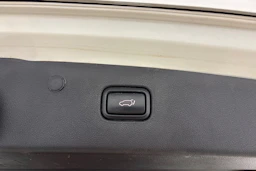 valkoinen Kia Optima 2019 kuva 28.