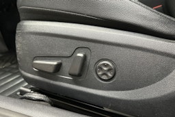 valkoinen Kia Optima 2019 kuva 18.