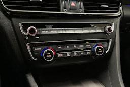 valkoinen Kia Optima 2019 kuva 24.