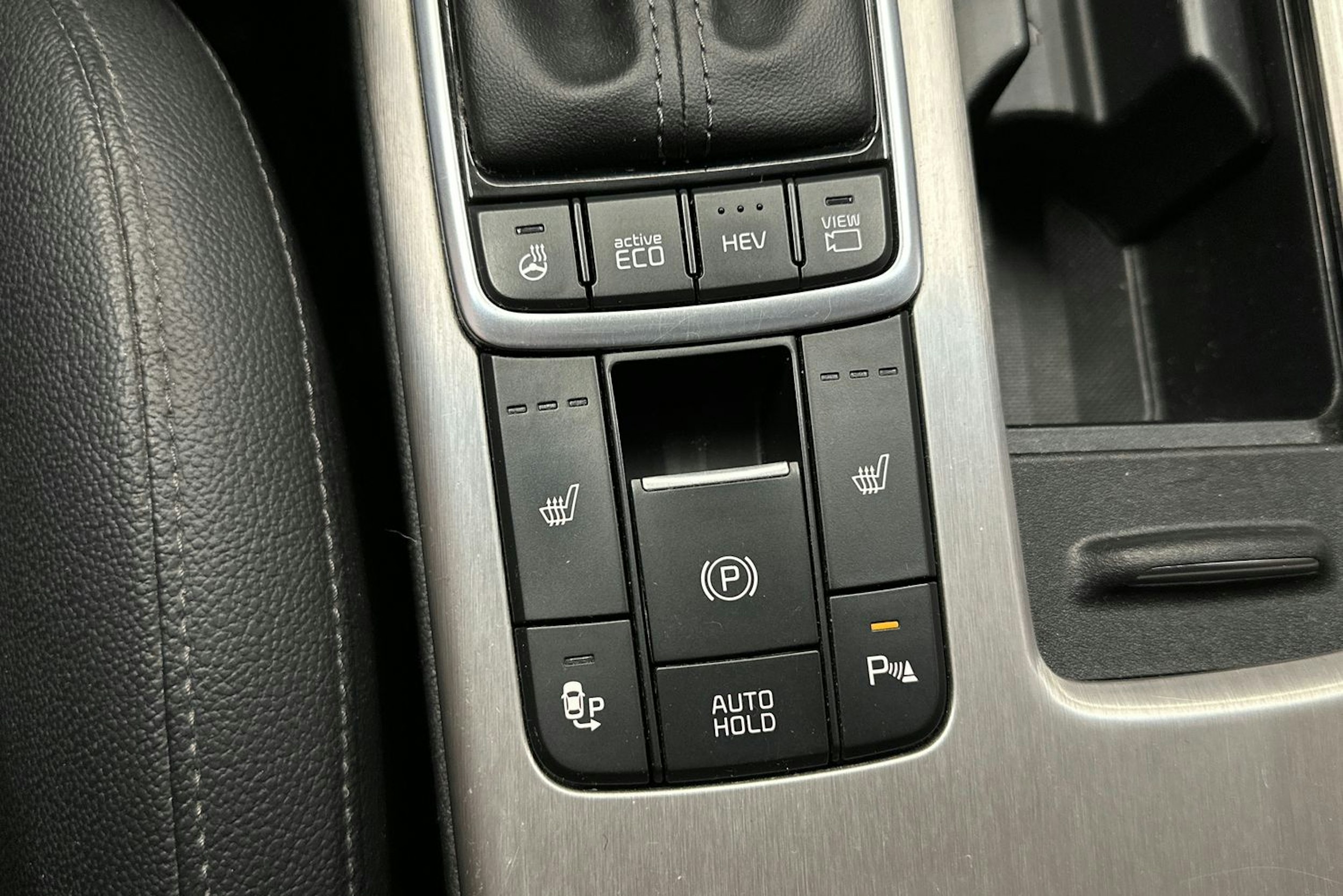 valkoinen Kia Optima 2019 kuva 26.