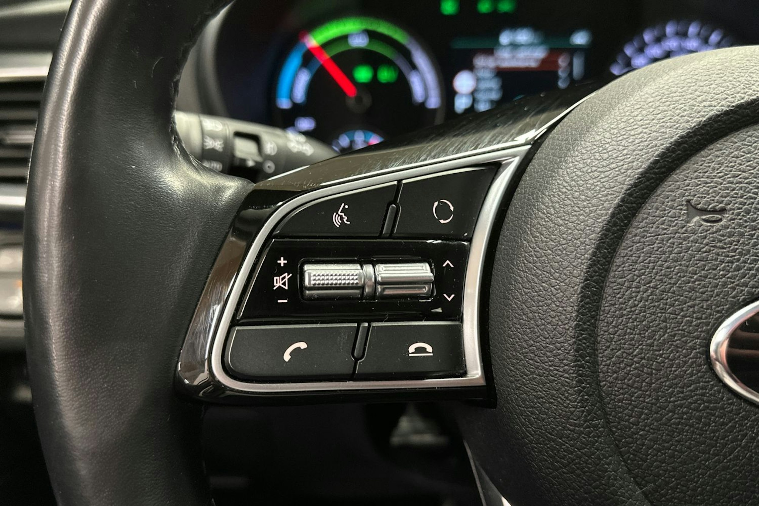 valkoinen Kia Optima 2019 kuva 29.