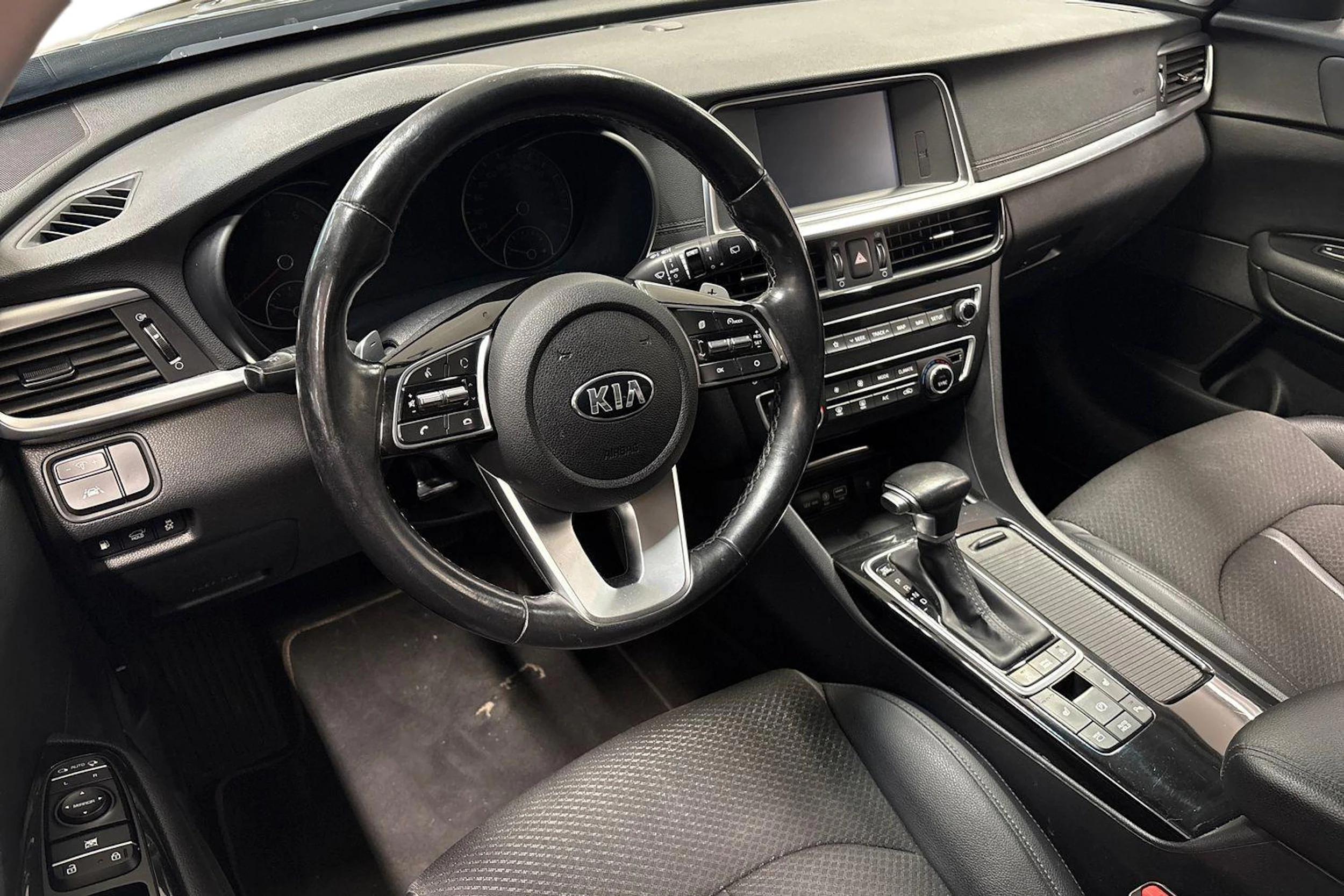 Musta Kia Optima 2019 kuva 3.