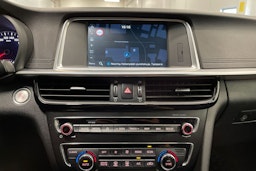 valkoinen Kia Optima 2019 kuva 17.
