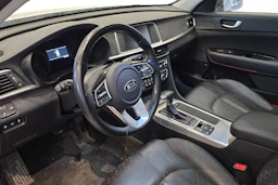 valkoinen Kia Optima 2020 kuva 3.