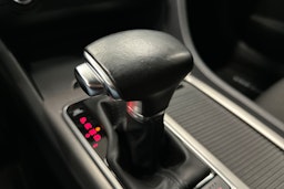 valkoinen Kia Optima 2020 kuva 31.