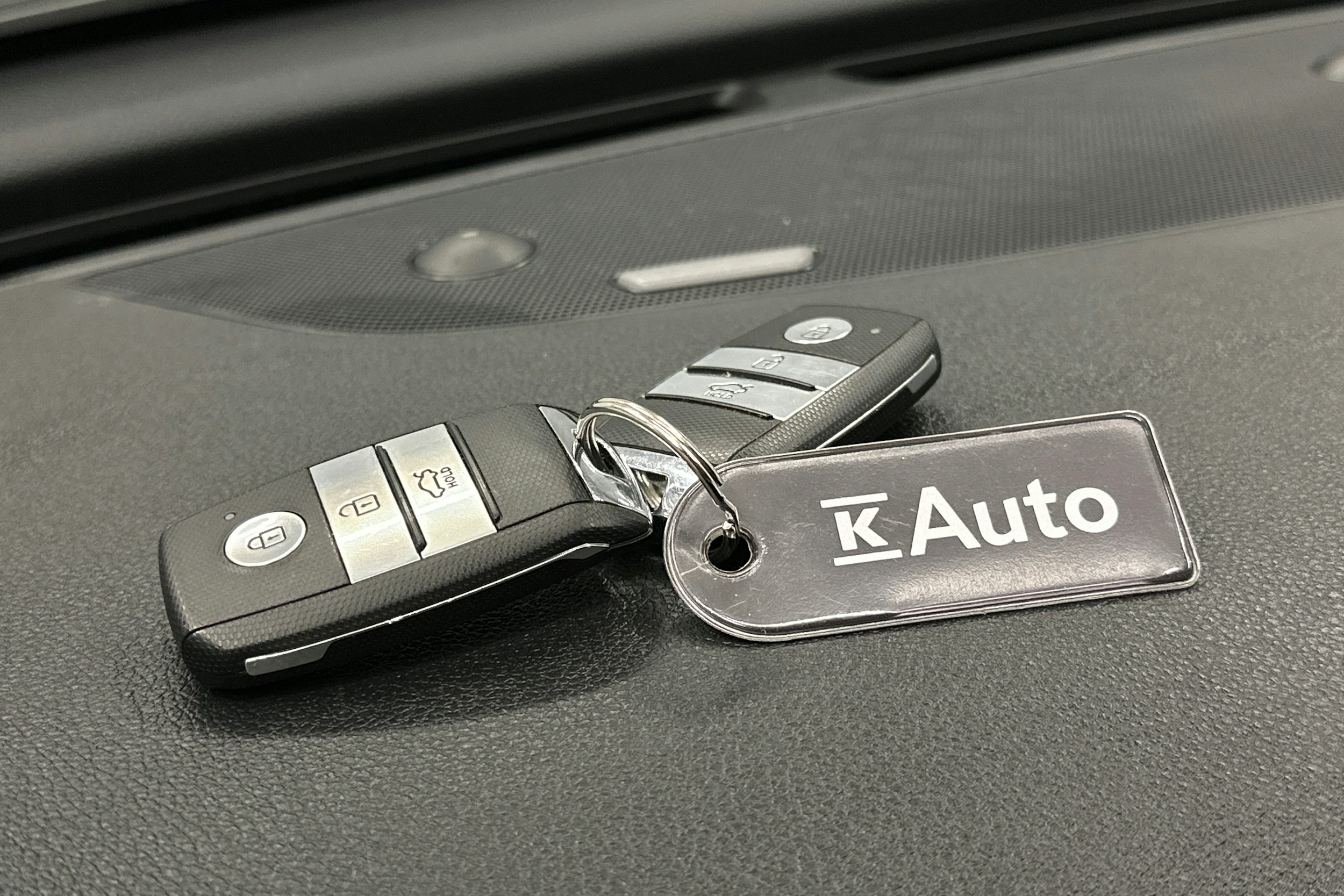 valkoinen Kia Optima 2020 kuva 33.