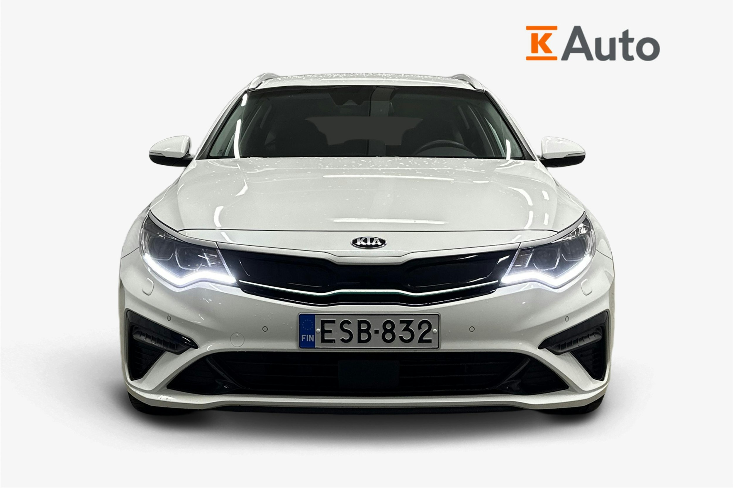 valkoinen Kia Optima 2020 kuva 4.