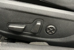 harmaa Kia Optima 2021 kuva 14.