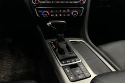 harmaa Kia Optima 2021 kuva 24.