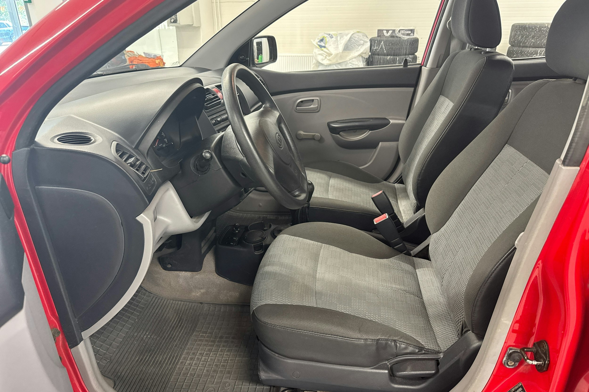 Punainen Kia Picanto 2005 kuva 6.
