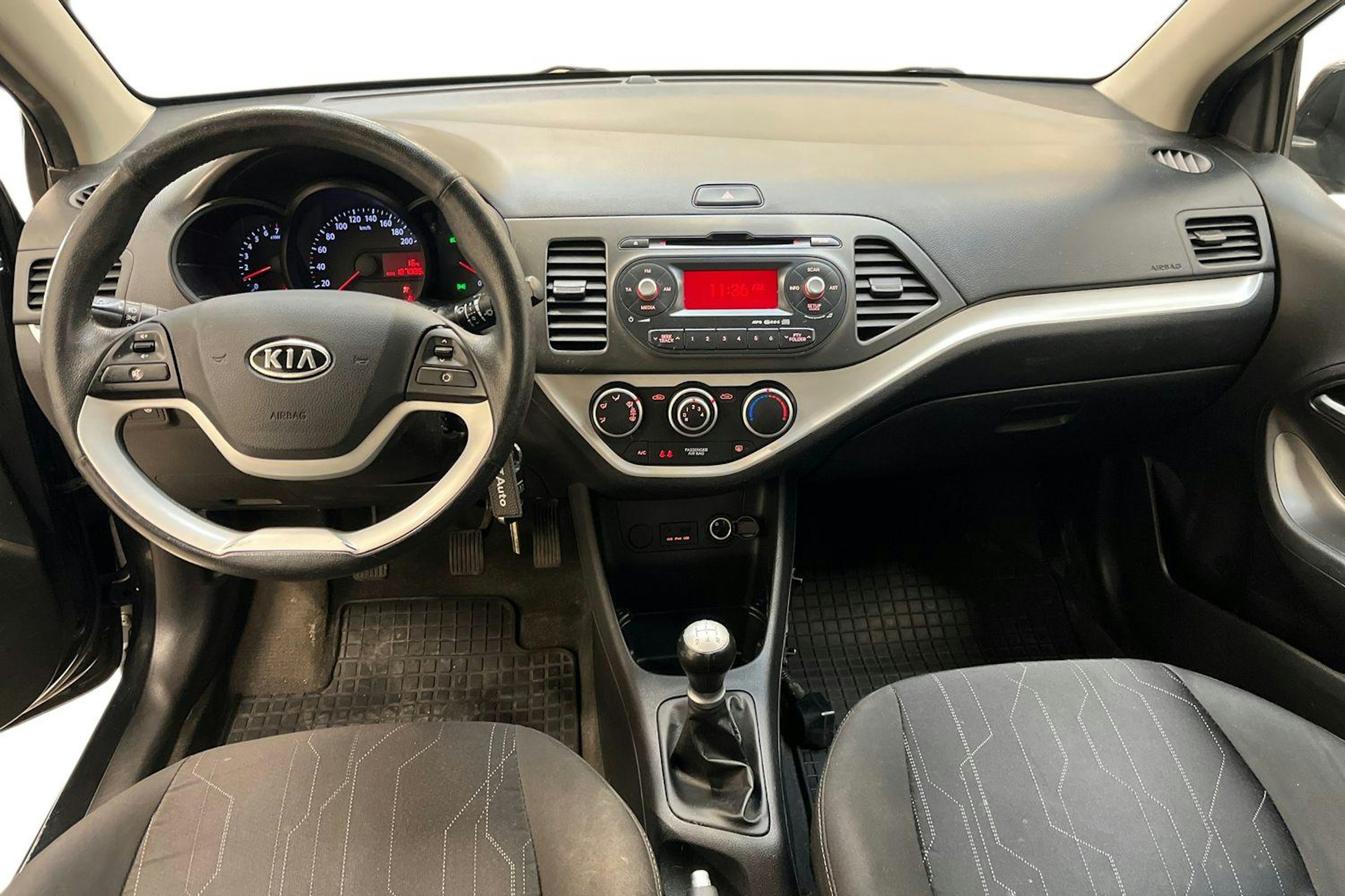 musta Kia Picanto 2012 kuva 7.