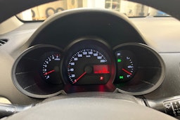 musta Kia Picanto 2012 kuva 13.